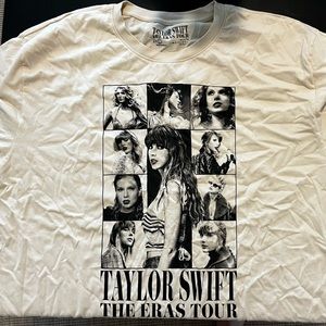 Taylor Swift The Eras Tour Exclusive T-Shirt 2XL